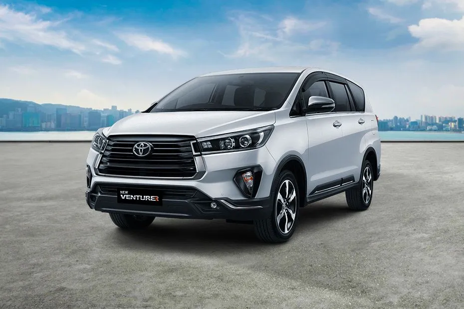 rental mobil toyota innova venturer